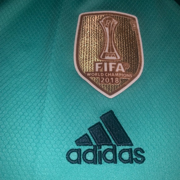 Real Madrid jersey - Picture 3 of 4